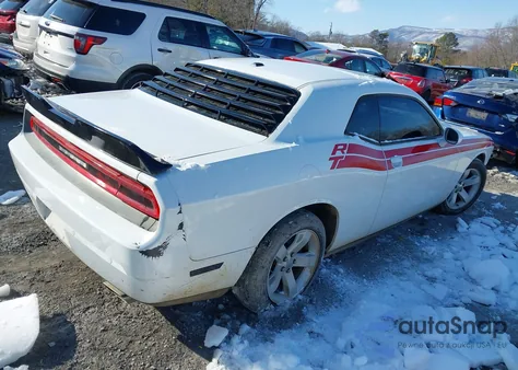 2013 Dodge Challenger R/T Plus z USA, uszkodzony, nr VIN 2C3CDYBTXDH650886